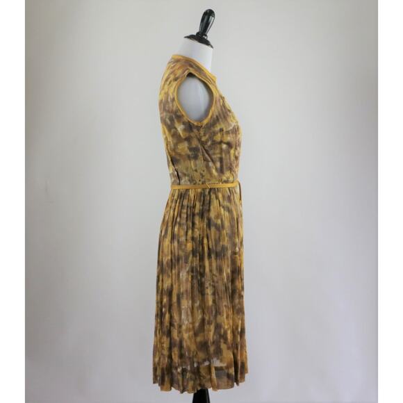 1960s Mustard Yellow and Brown Printed Cotton Day Dress Small - Picture 5 of 9